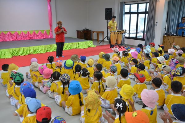 โรงเรียนปรีชานุศาสน์